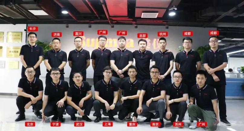 為了離你更近，才有了這張“新”合影